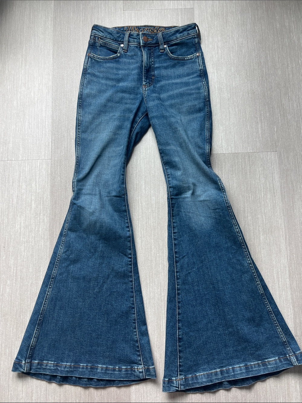 Wrangler elephant bell bottom jeans